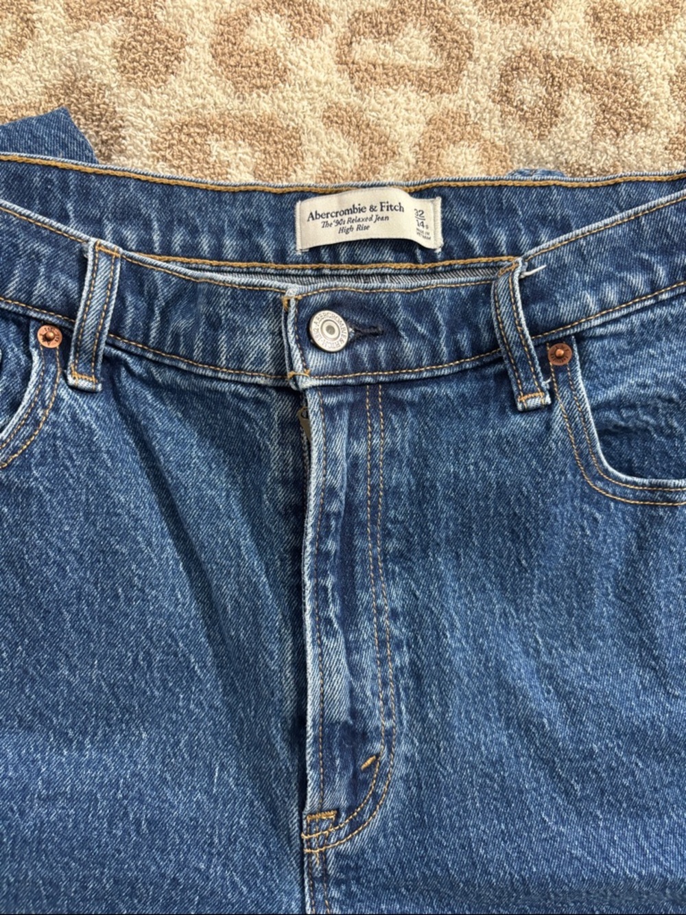 Abercrombie & Fitch Women's Medium Blue High-Rise Jeans